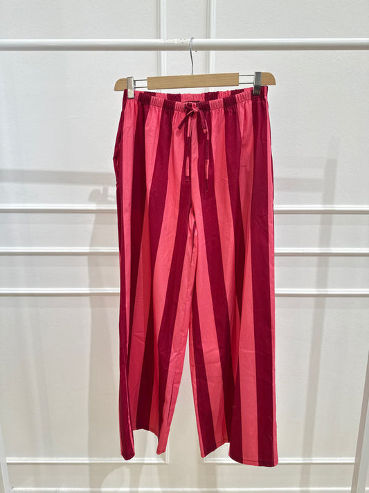 Pantalone con Variante di Colore