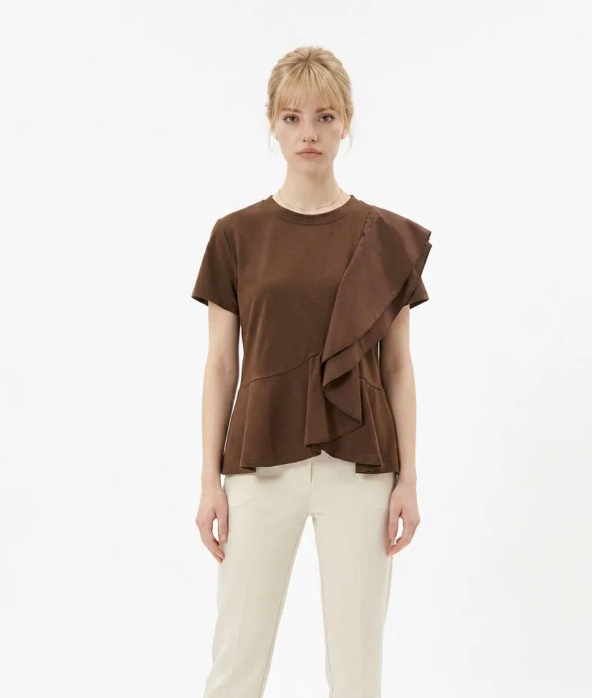 T-shirt con variante di colore